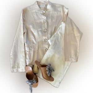 Chicos lightweight, light pink flared waist jacket